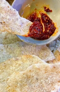 Bánh tráng nước dừa đặc sản bình định
